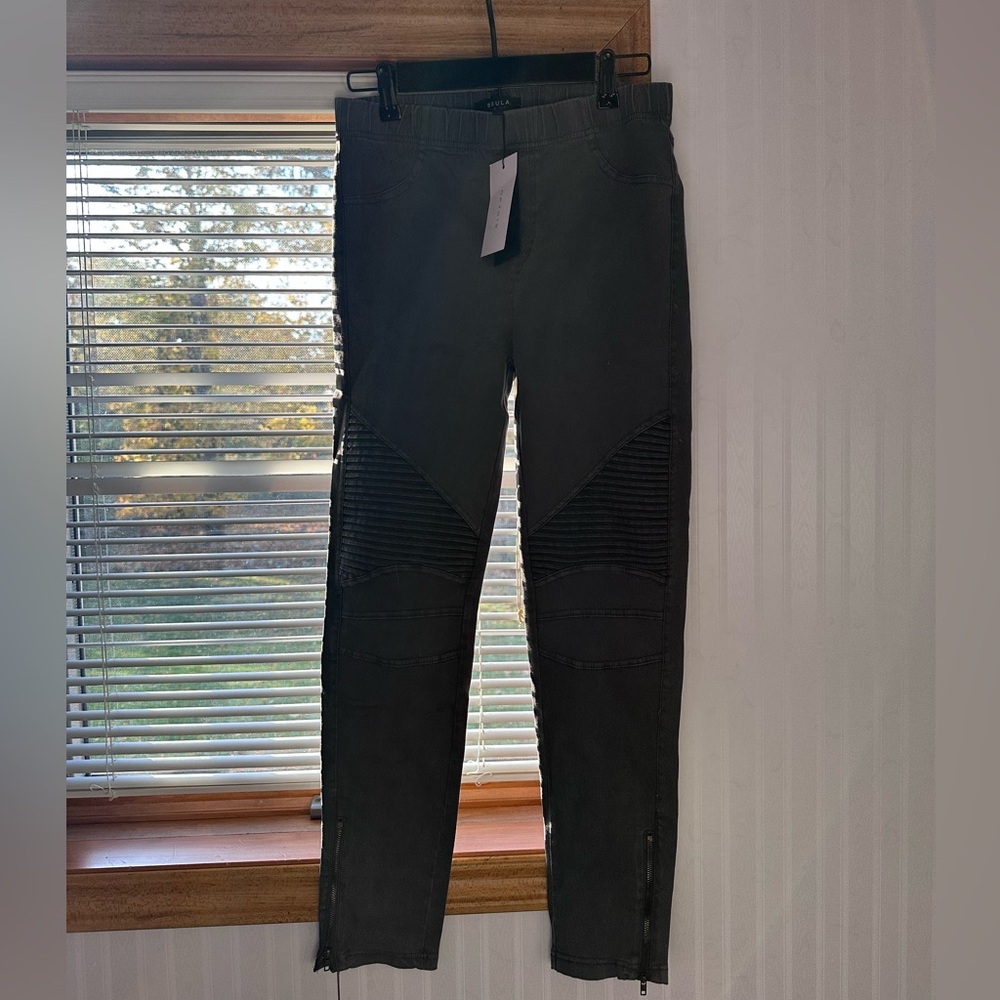 Jegging pants
